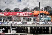 Puesta a punto del "MAPFRE" en Auckland Puesta a punto del "MAPFRE" en Auckland